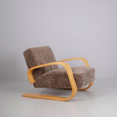 Alvar Aalto Alvar Aalto Tank Arm Chair Model 400 in Sheepskin Artek 1950s