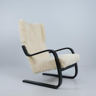 Alvar Aalto Early Alvar Aalto Armchair Model 401 in White Sheepskin Artek 1940s