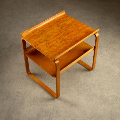 Alvar Aalto Model 915 Table in Karelian Birch by Alvar Aalto Finland 1930s
