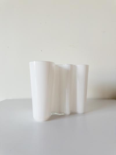 Alvar Aalto Savoy Glass Vase by Alvar Aalto for littala Finland 1960 