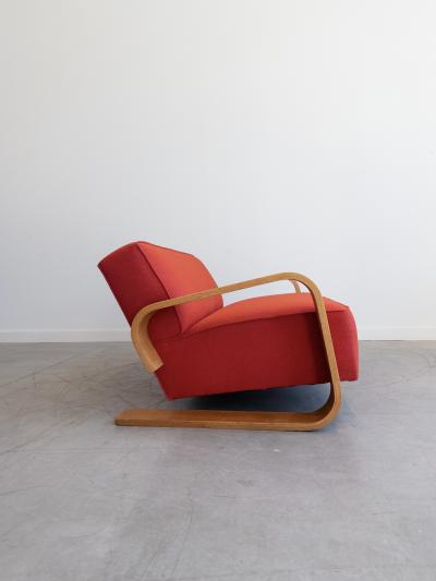 Alvar Aalto Tank Settee by Alvar Aalto