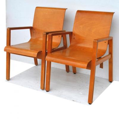 Alvar Aalto Vintage Pair of Hallway 403 Chairs by Alvar Aalto