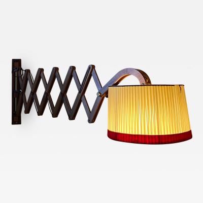 Amazingly Large Extensible Wall Light