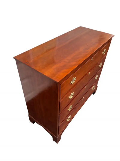 American Cherry Wood Chest of Drawers