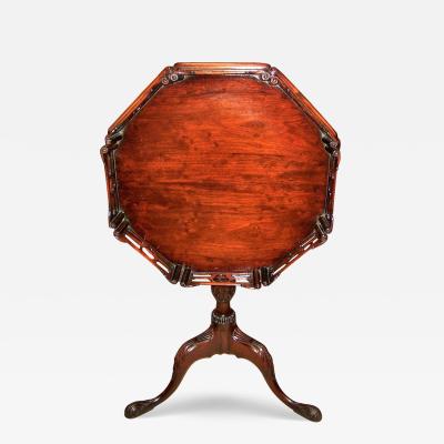 American Chinese Chippendale Tripod Tilt Top Table Co of Master Craftsmen