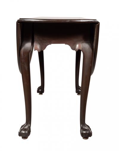 American Chippendale Mahogany Dropleaf Table