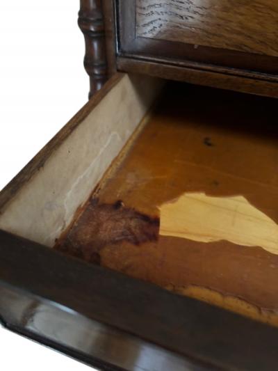 American Federal mahogany 2 drawer end table