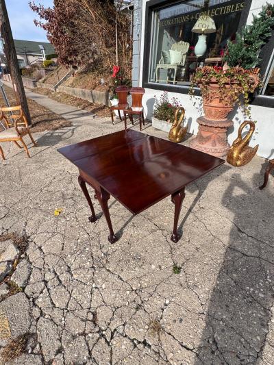 American Mahogany Drop Leaf table