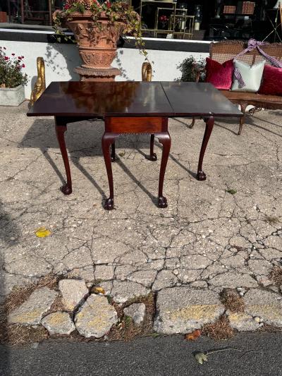 American Mahogany Drop Leaf table