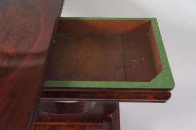 American Mahogany Extendable Games Table