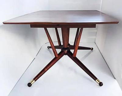 American Mid Century Modernist Expandable Dining Table with Two Wood Leaves