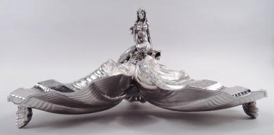 American Midcentury Classical Mermaid Scallop Shell Centerpiece Bowl