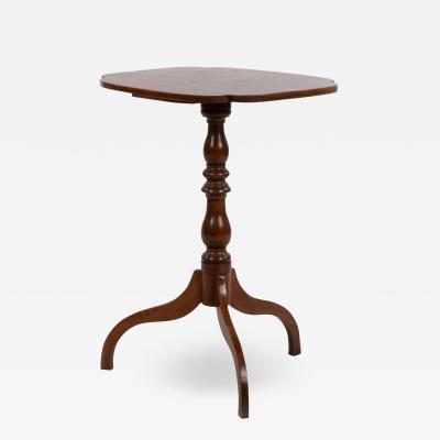 American Pedestal Mahogany Tripod Table