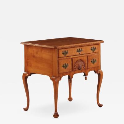 American Queen Anne Style Tiger Maple Lowboy Chest of Drawers