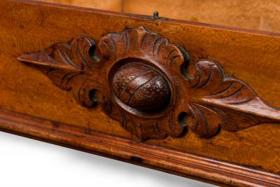 American Victorian Country style Brown Wooden Box