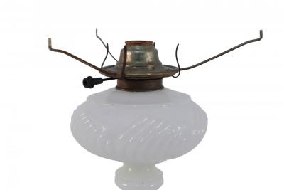 American Victorian Ribbed Milk Glass Table Lamp