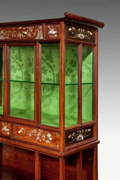 An English Victorian exhibition quality cabinet