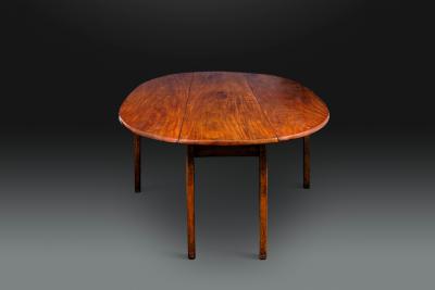 An Extremely Large and Fine Irish Drop Leaf Table c 1765