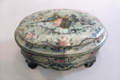 An Oval Floral Decorated Blue Lacquer Box with Female Figures on the Center Top