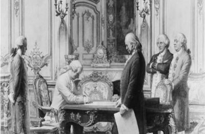 An outstanding Louis XV style mahogany bureau plat