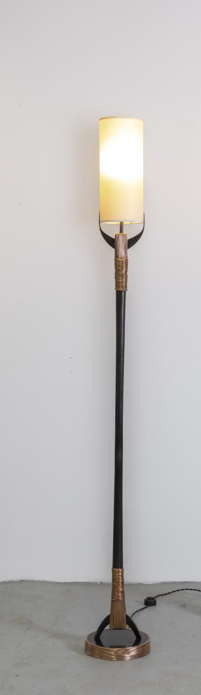 Anasthasia Millot Floor lamp in textured bronze