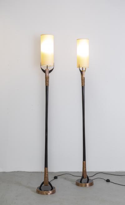 Anasthasia Millot Floor lamp in textured bronze