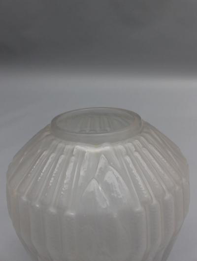 Andr Hunebelle Fine French 1930s Frosted Glass Roseaux Vase by Andr Hunebelle