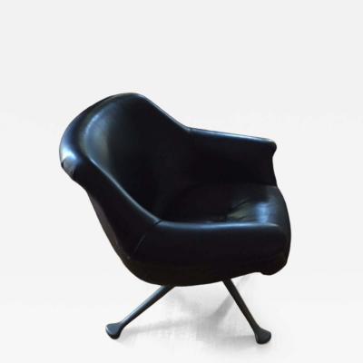 Angelo Mangiarotti Rare Armchair mod 1110
