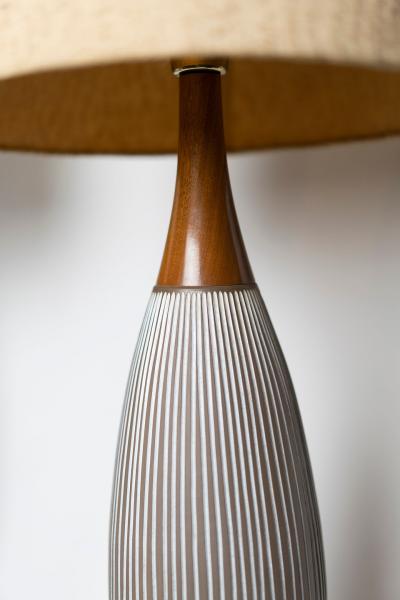 Anna Lisa Thomson PAIR OF SCANDINAVIAN CERAMIC LAMPS BY ANNA LISA THOMSON