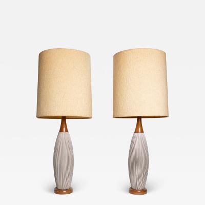 Anna Lisa Thomson PAIR OF SCANDINAVIAN CERAMIC LAMPS BY ANNA LISA THOMSON