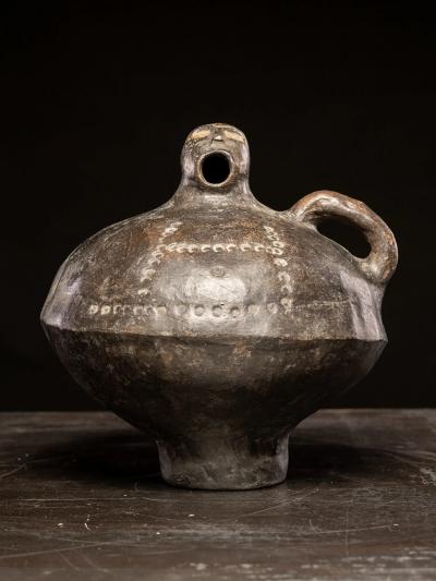 Anthropomorphic ceramic vessel Luba People DRC 