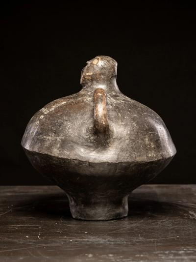 Anthropomorphic ceramic vessel Luba People DRC 
