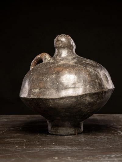 Anthropomorphic ceramic vessel Luba People DRC 