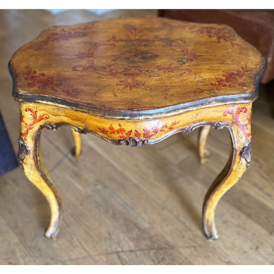 Antique 18th C Italian Paint Decorated Side or Petite Cocktail Table