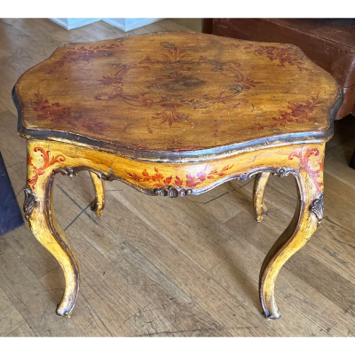 Antique 18th C Italian Paint Decorated Side or Petite Cocktail Table