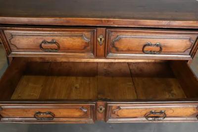 Antique 18th Century Italian Walnut Chest of Drawers