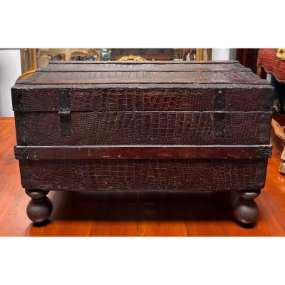 Antique 1920 s Crocodile Leather Steamer Trunk Coffee Table