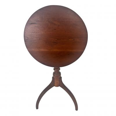Antique 19th Century American Tilt Top Table