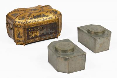 Antique 19th Century Chinese Export Black Lacquer Tea Caddy