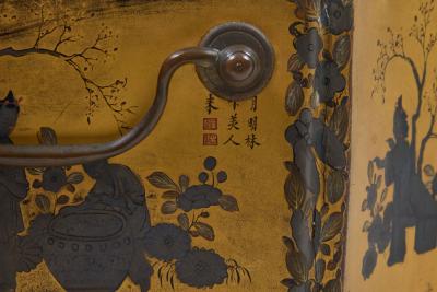 Antique 19th Century Chinese Export Black Lacquer Tea Caddy