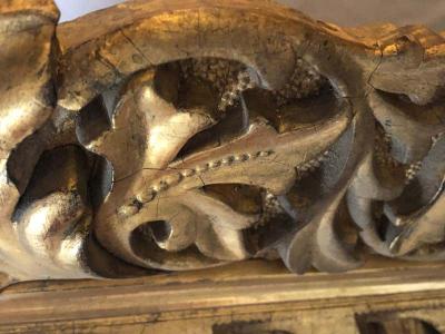 Antique 19th Century Fine Giltwood Mirror with Leaf Vine and Floral Carvings