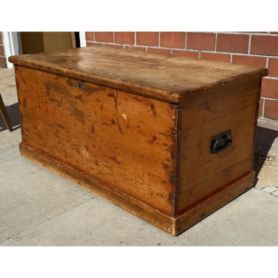 Antique American Country Rustic Wood Chest Trunk