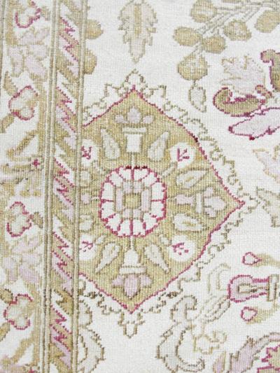 Antique Amritsar Agra Carpet