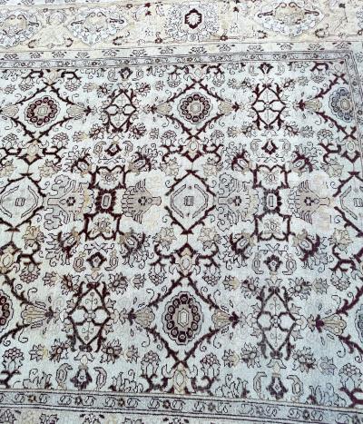 Antique Amritsar Agra Carpet