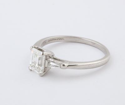 Antique Art Deco 1 07 Carat Emerald Cut Diamond Ring