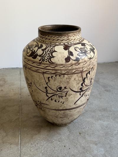 Antique Chinese Cizhou Style Pottery Jar Ming Dynasty Period