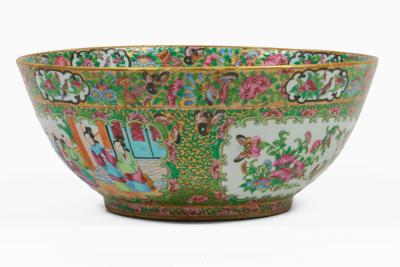 Antique Chinese Export Porcelain Rose Medallion Bowl