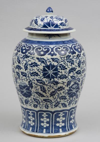 Antique Chinese Porcelain Baluster Shaped Vase