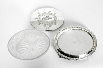 Antique English Oval Cut Crystal Ice Bucket