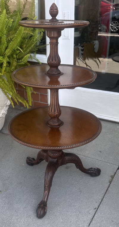 Antique Georgian Mahogany Three Tier Silent Butler Dumb Waiter Egg Claw